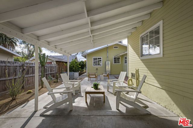 1428 N Raymond Avenue, Pasadena, CA 91103