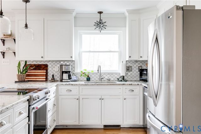 2021 Swamp Fox Rd, Midlothian, VA 23112