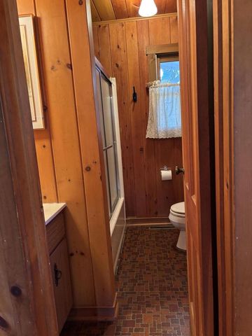 514 Sharpes DRIVE, Elkhart Lake, WI 53020