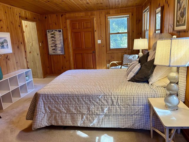 514 Sharpes DRIVE, Elkhart Lake, WI 53020