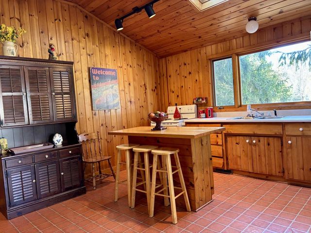 514 Sharpes DRIVE, Elkhart Lake, WI 53020