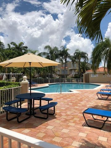 8670 NW 6th Lane 4-208, Miami, FL 33126