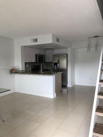 8670 NW 6th Lane 4-208, Miami, FL 33126