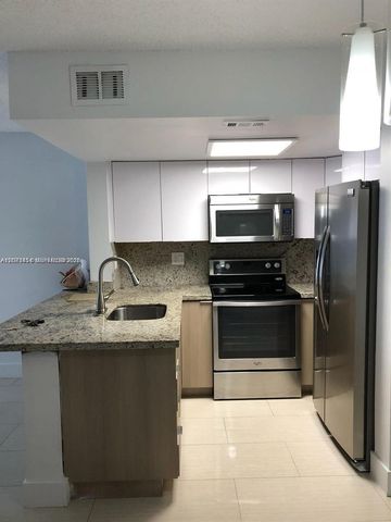 8670 NW 6th Lane 4-208, Miami, FL 33126