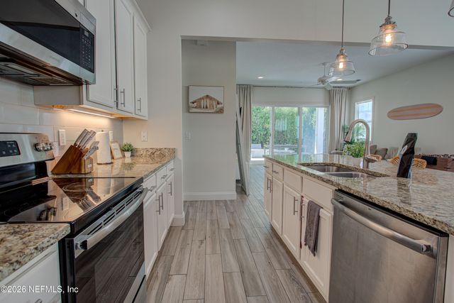 714 S 4TH Street, Jacksonville Beach, FL 32250