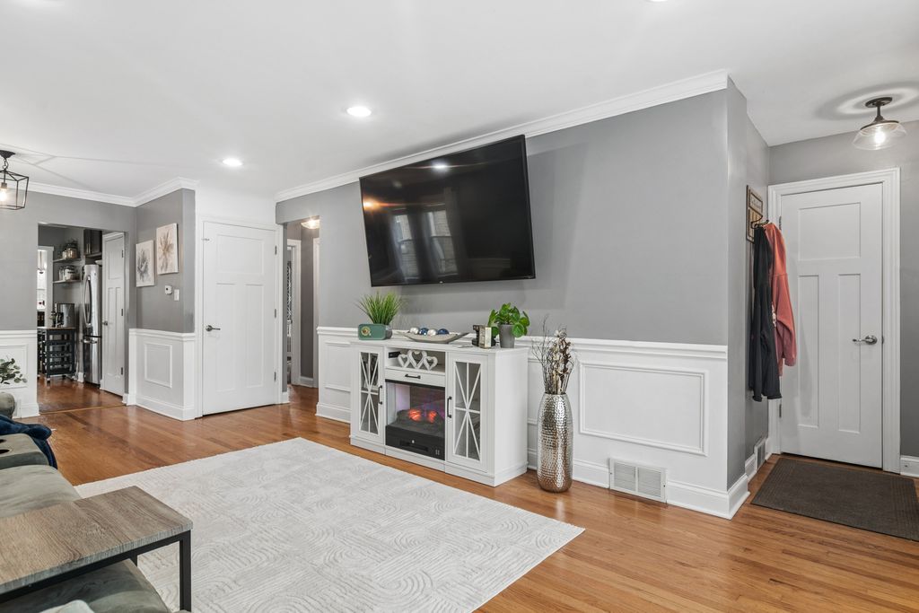 6973 W Nelson Street, Chicago, IL 60634 — photo 5