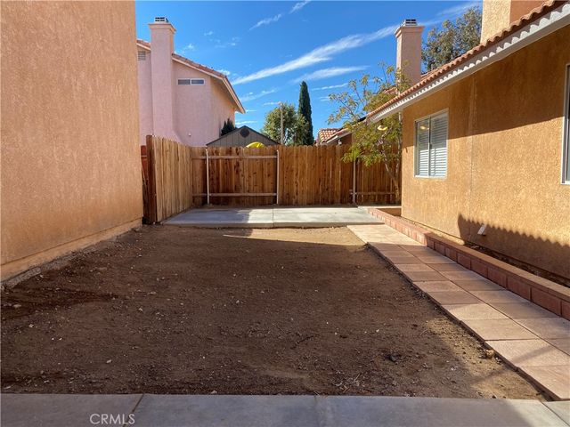 12382 Wedgewood, Victorville, CA 92395