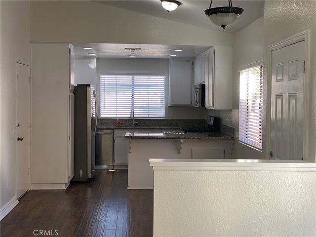 12382 Wedgewood, Victorville, CA 92395