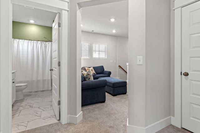 190 Ashworth Drive, Summerville, SC 29486