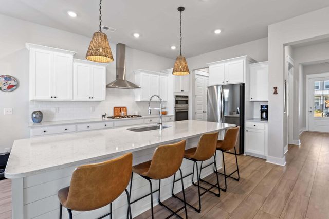 190 Ashworth Drive, Summerville, SC 29486