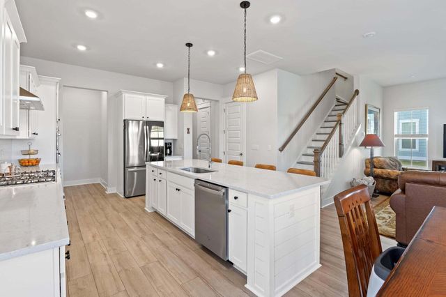 190 Ashworth Drive, Summerville, SC 29486