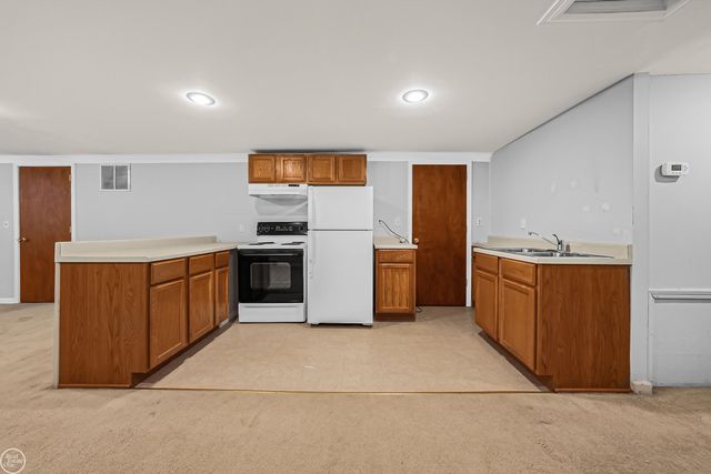 24125 Shook Road, Clinton Twp, MI 48035