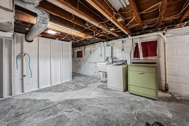 24125 Shook Road, Clinton Twp, MI 48035