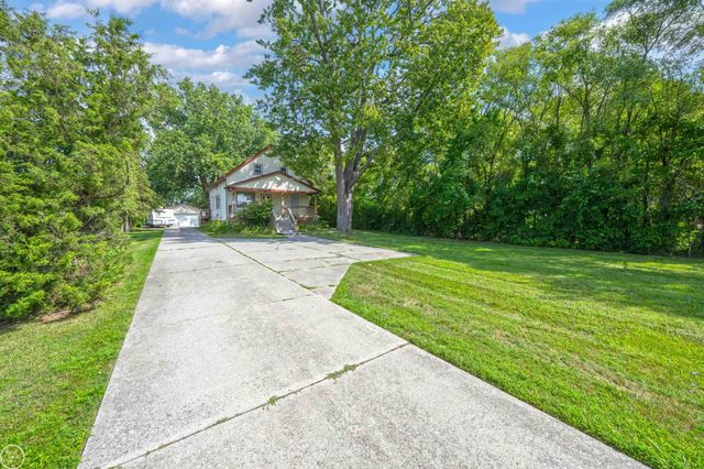 24125 Shook Road, Clinton Twp, MI 48035