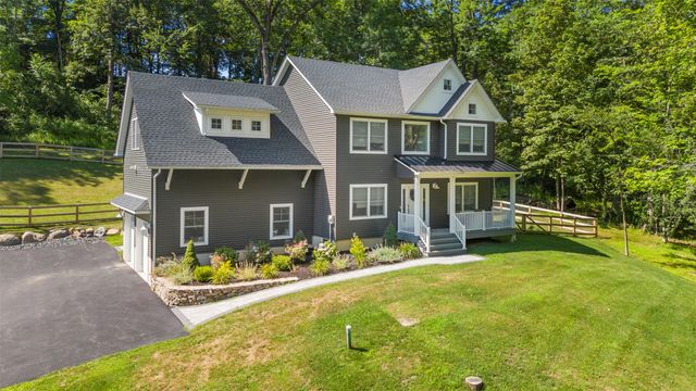 61 Deblock Road, New Hampton, NY 10958