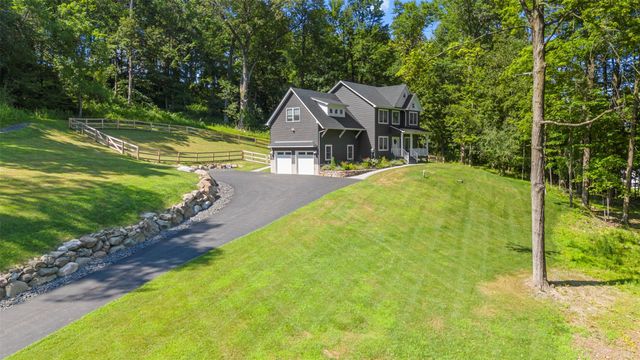 61 Deblock Road, New Hampton, NY 10958