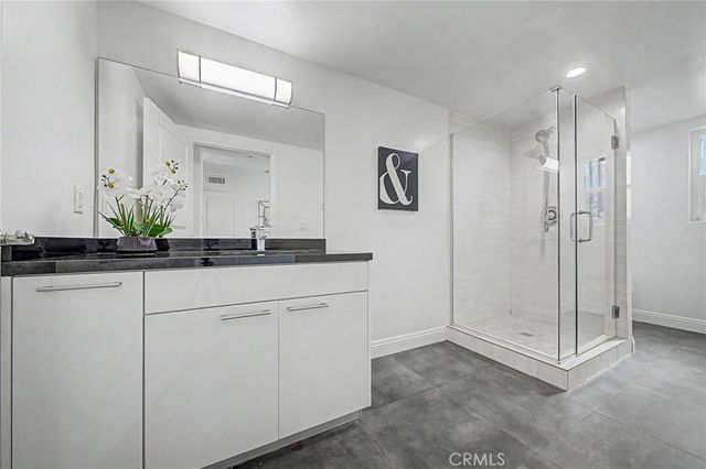 970 S St. Andrews Place 103, Los Angeles, CA 90019