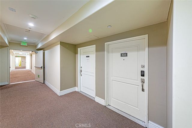 970 S St. Andrews Place 103, Los Angeles, CA 90019