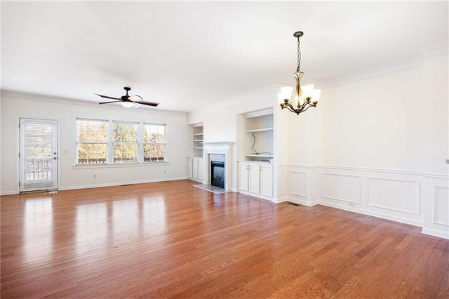 649 Pecan Knoll Drive, Marietta, GA 30008