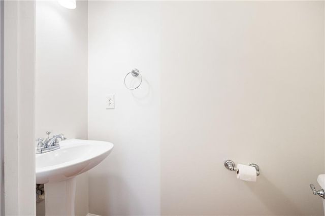 649 Pecan Knoll Drive, Marietta, GA 30008