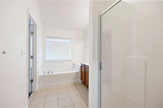 649 Pecan Knoll Drive, Marietta, GA 30008