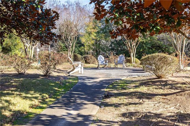 649 Pecan Knoll Drive, Marietta, GA 30008