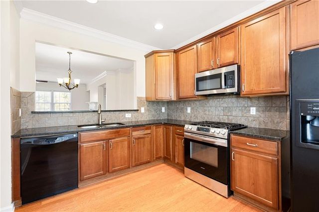 649 Pecan Knoll Drive, Marietta, GA 30008