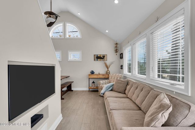 105 W Bayberry Way, Lavallette, NJ 08735