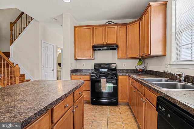 9713 LUGUNA RD, Baltimore, MD 21220