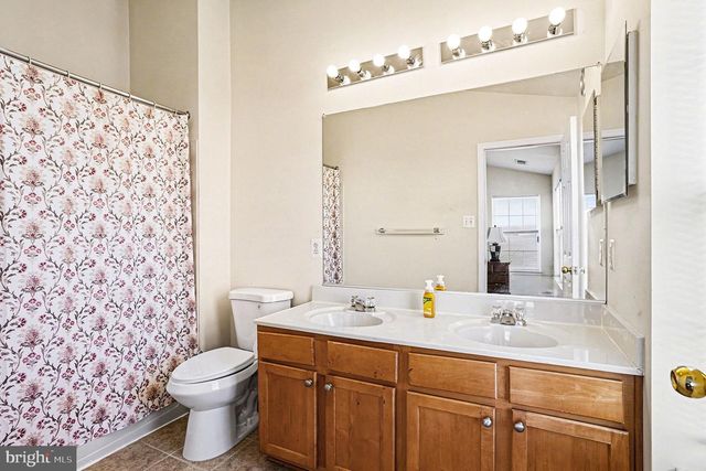 9713 LUGUNA RD, Baltimore, MD 21220