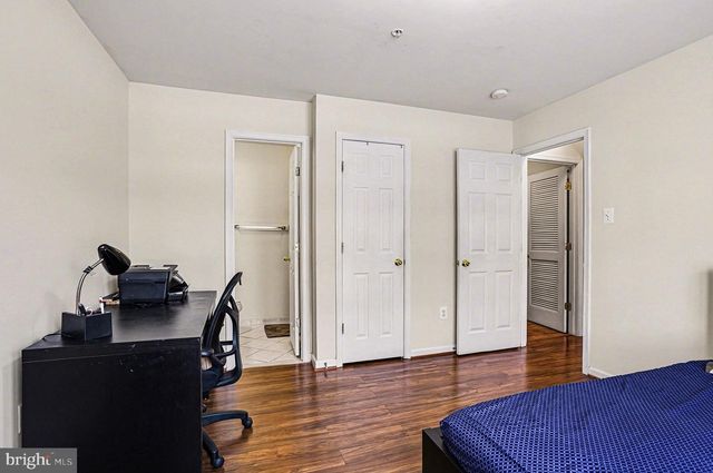 9713 LUGUNA RD, Baltimore, MD 21220