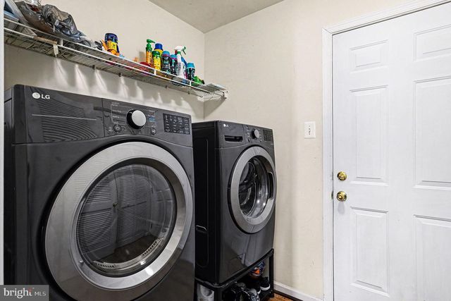 9713 LUGUNA RD, Baltimore, MD 21220