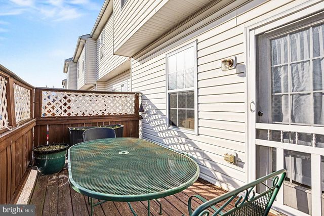 9713 LUGUNA RD, Baltimore, MD 21220