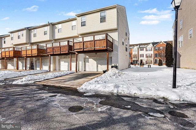 9713 LUGUNA RD, Baltimore, MD 21220