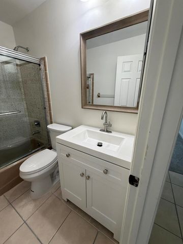 431 NE Julia Court, Jensen Beach, FL 34957