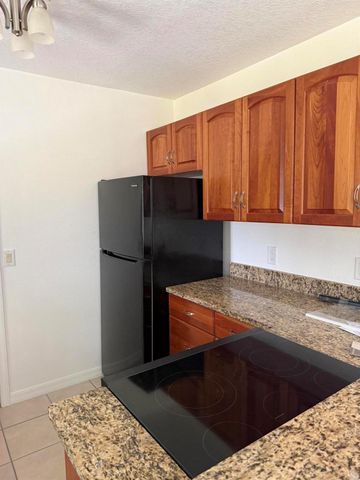 431 NE Julia Court, Jensen Beach, FL 34957