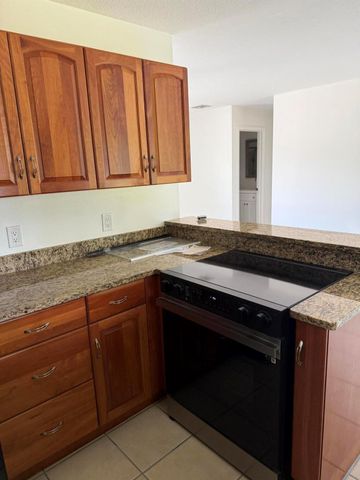 431 NE Julia Court, Jensen Beach, FL 34957