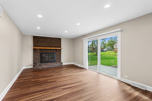 3506 Donovan Drive, Crete, IL 60417