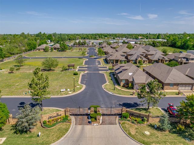 9229 Ruth Drive, Midwest City, OK 73130