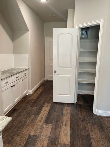 6810 Jade Drive, Greenville, TX 75402