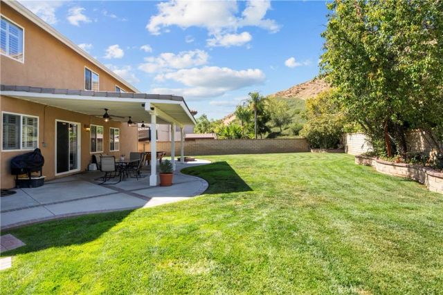 28932 Rock Canyon Drive, Saugus, CA 91390