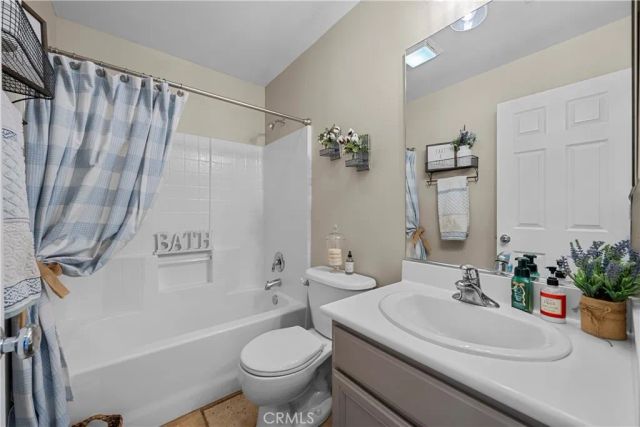 28932 Rock Canyon Drive, Saugus, CA 91390