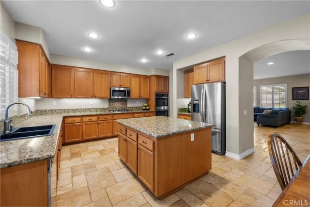 28932 Rock Canyon Drive, Saugus, CA 91390