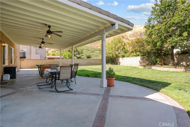 28932 Rock Canyon Drive, Saugus, CA 91390