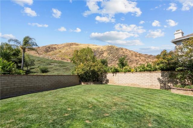 28932 Rock Canyon Drive, Saugus, CA 91390