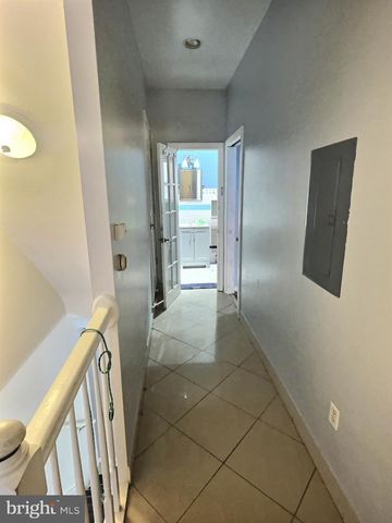 732 N 9TH ST, Reading, PA 19604