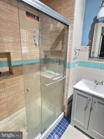 732 N 9TH ST, Reading, PA 19604