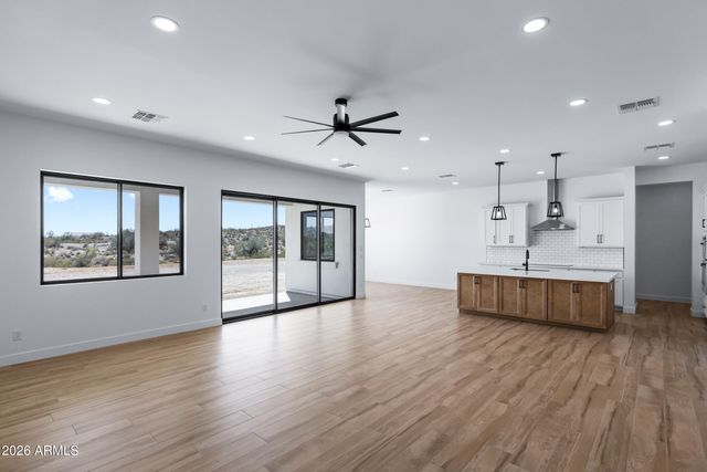 2517 W JENS Way, Queen Creek, AZ 85144