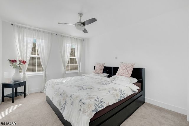 14 Coogan Ct, Morris Plains Boro, NJ 07950