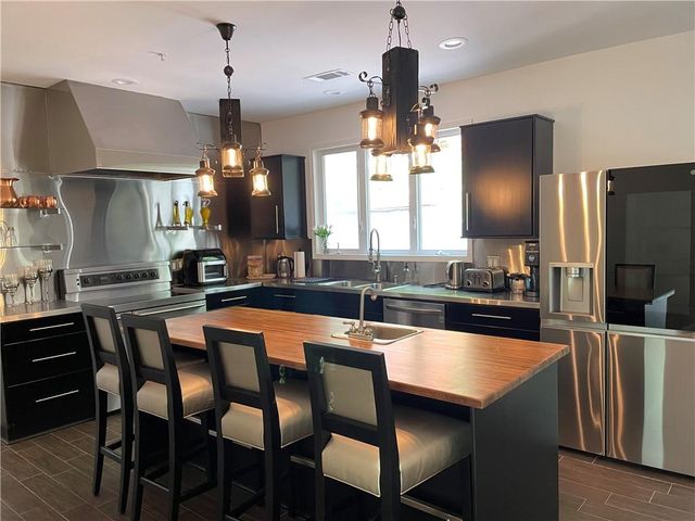 6550 Powers Ferry Road, Atlanta, GA 30339